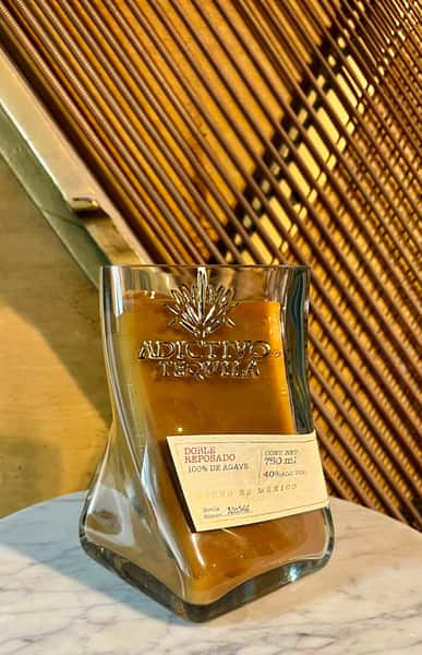 Adictivo Candle