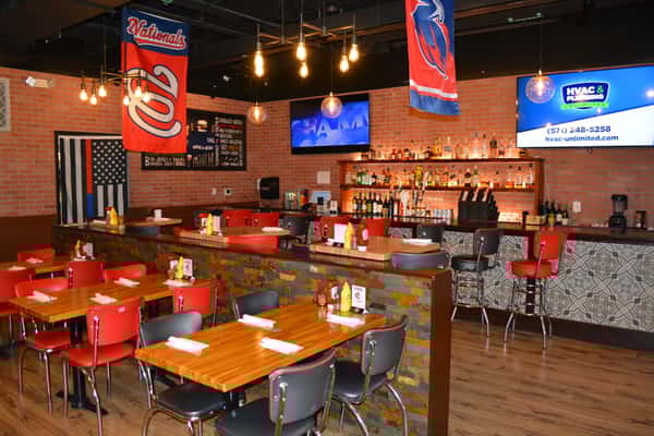 Dining Lounge