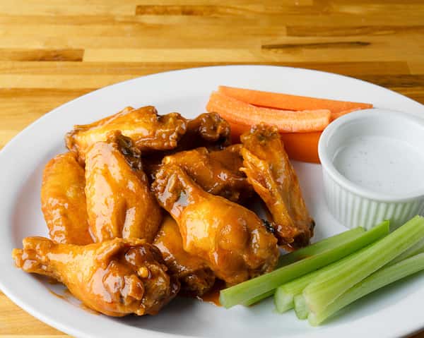 1 lbs of Wings