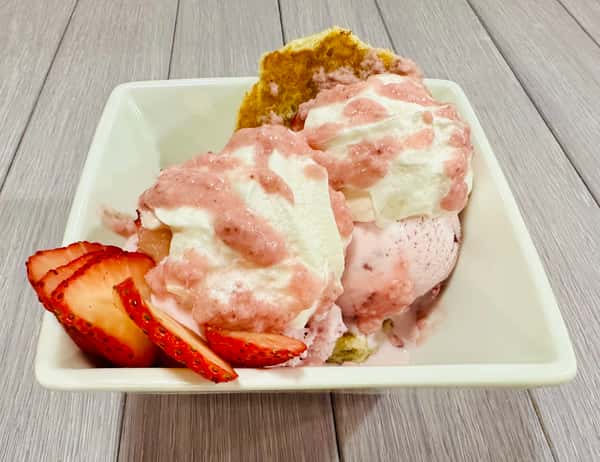 Strawberry Short Cake