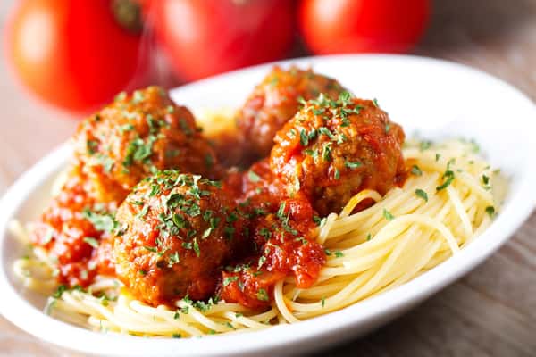Spaghetti with Meatballs or Sausage