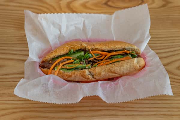 Grilled Pork bahn mi