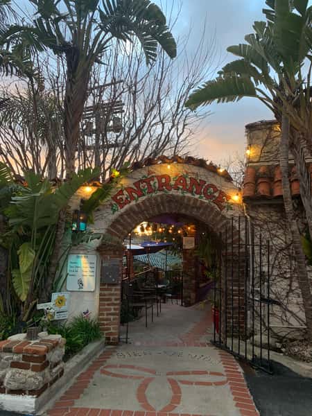 Welcoming entrance of Joselito's Tujunga, a legacy Mexican restaurant in Los Angeles known for authentic flavors and award-winning margaritas.