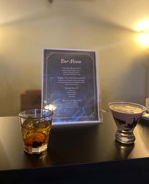 bar