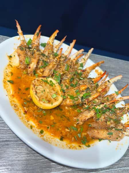 Spiced Garlic Crab claws