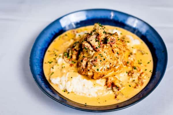 Catfish & Grits