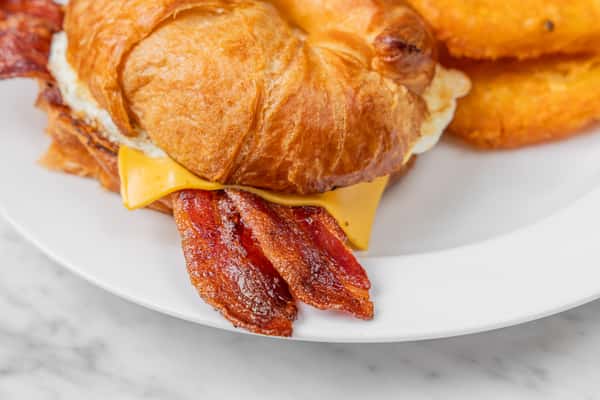 Croissant with Bacon and Eg