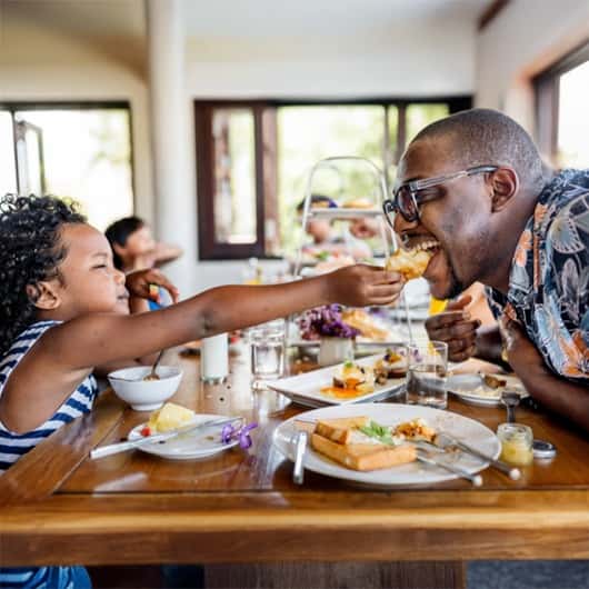 people dining