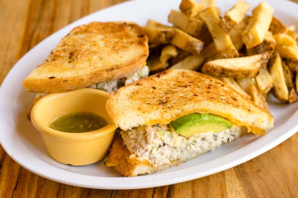 Tower Tuna Melt (L)