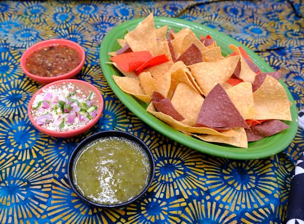 Chips, Frijoles Y Salsa