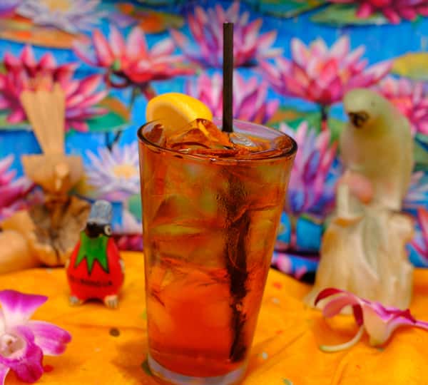 Blackberry-Mango Decaf Iced Tea