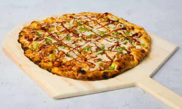 16'' BBQ Chicken Pizza