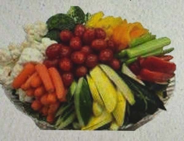 Fresh Vegetable Platter serves 35-40 ppl