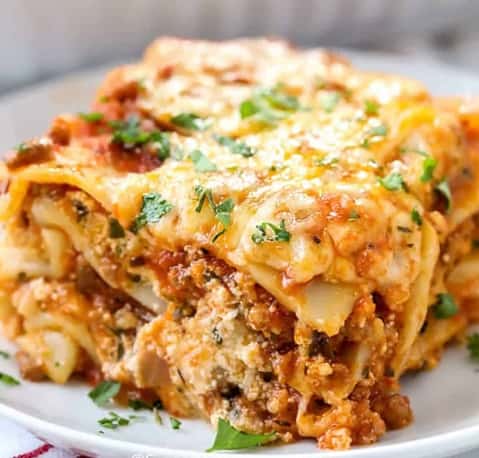 Lasagna With Meat Sauce