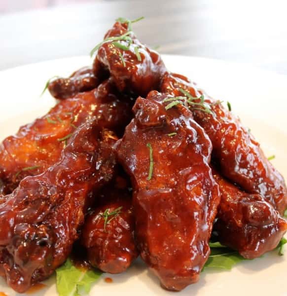 10 Jumbo wings