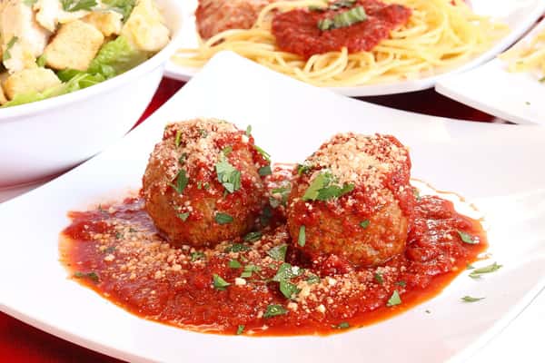 Spaghetti and meatballs