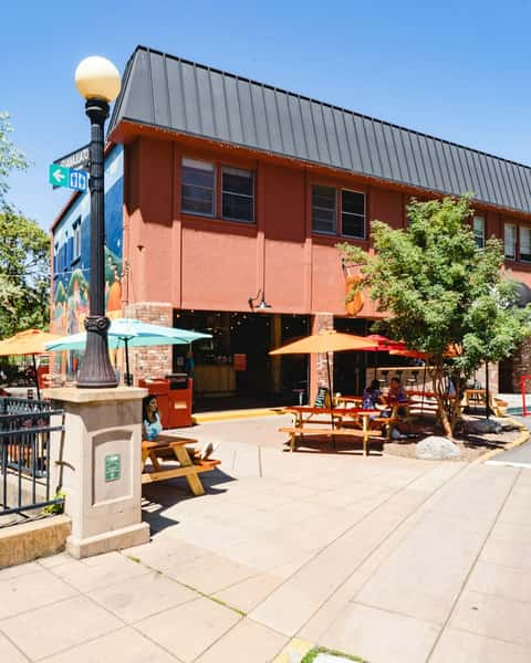 Skout Taphouse and Provisions