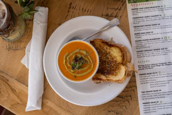 tomato bisque cup