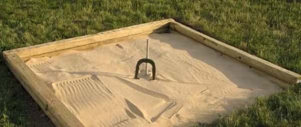 game play horseshoe at NIPS
