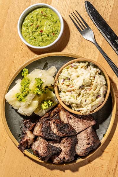 Plato De Carne en Vara | Smoked Steak Plate