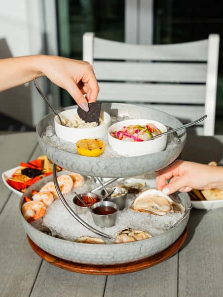 Queen Seafood Tower