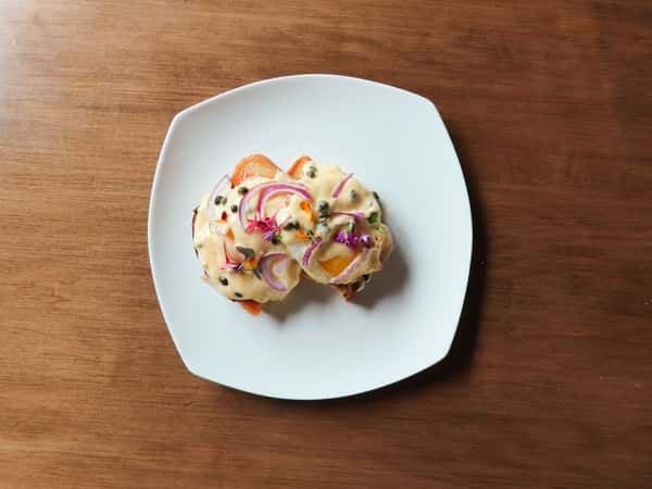 Smoked Salmon Benedict