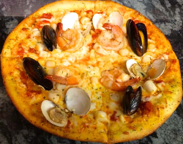 Seafood Pizza (14”)