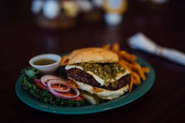 Fire-Roasted Green Chile Cheese Burger