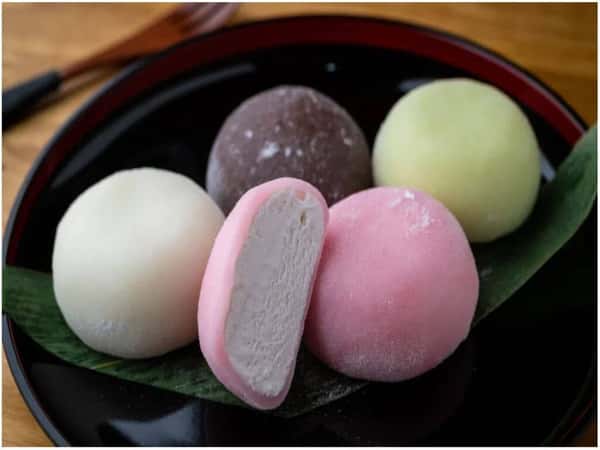 Mochi (2)