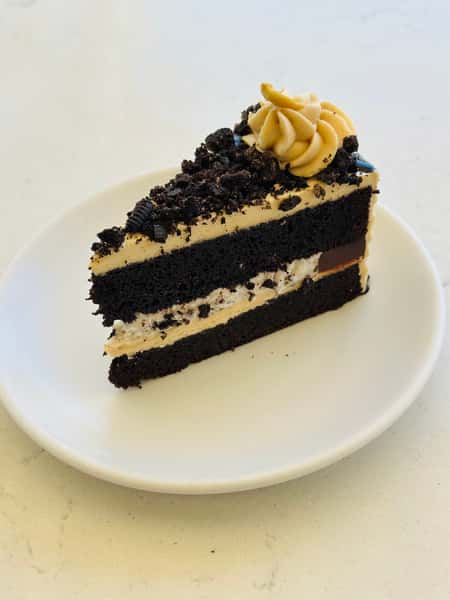 Peanut Butter Oreo Cake