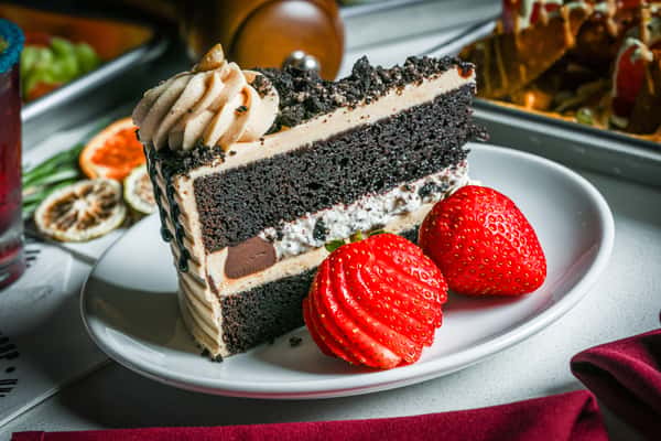 Peanut Butter Oreo Cake