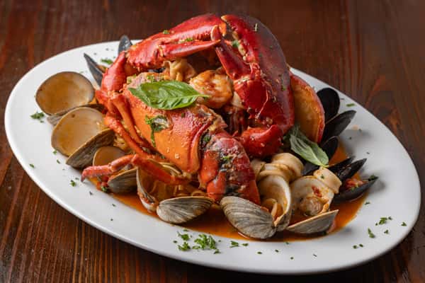 Lobster Seafood Pasta
