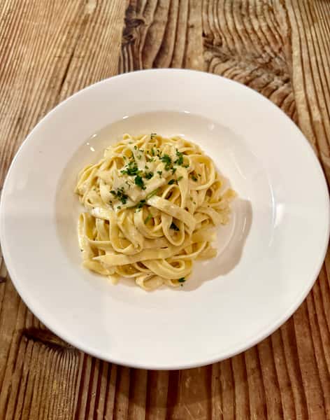 Fettuccine Alfredo