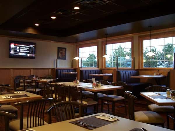 inside of Sandie Room
