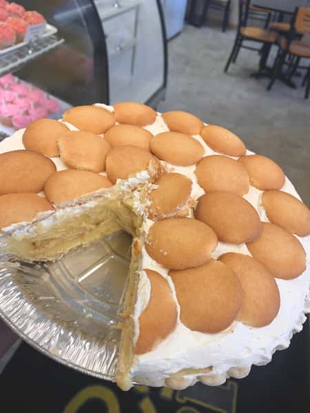 Banana Pudding Cream Pie(Available March 29th and 30th)
