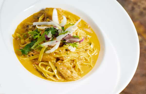 Fettucine Salmone