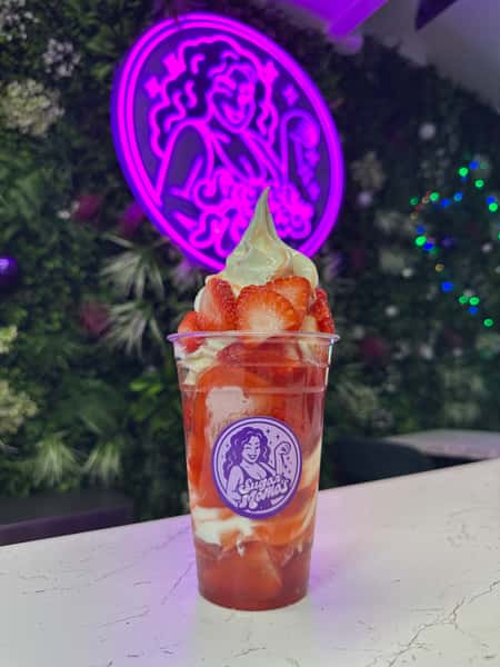 STRAWBERRY HEAVEN SUNDAE