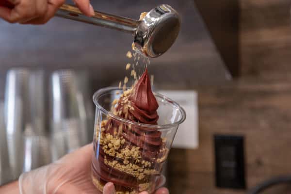 acai getting granola poured on it