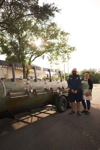 pit master with smoker