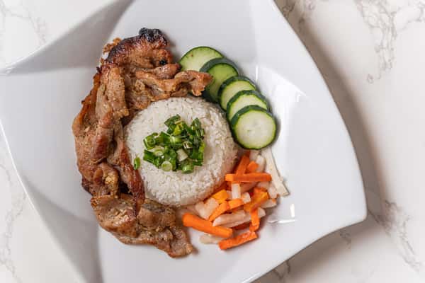 R2. Lemongrass Pork Rice