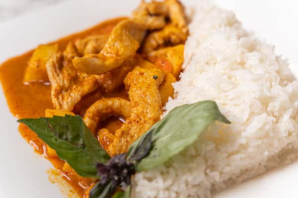 R2 Panang Curry Chicken
