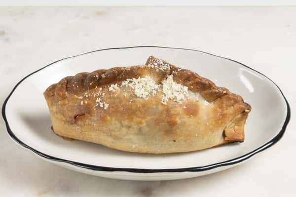 Spinach & Mozzarella Gourmet Empanada
