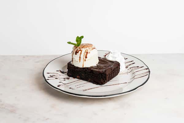 Brownie With Ice Cream