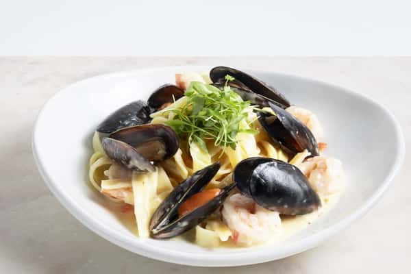 Seafood Fetuccini