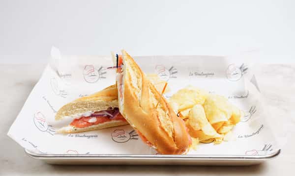 Classic Smoked Salmon Sandwich