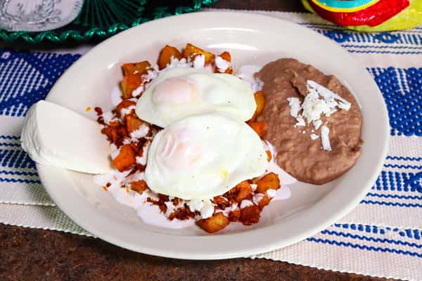 Papas con Chorizo Plate