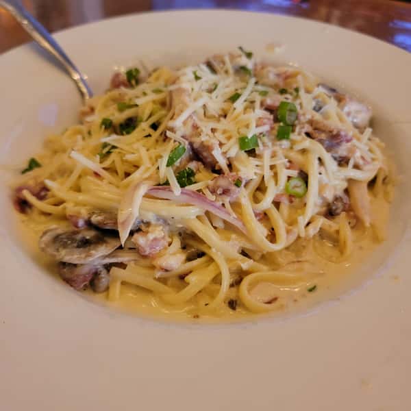 Large Pasta Carbonara