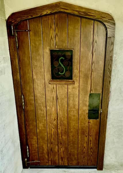 ES door