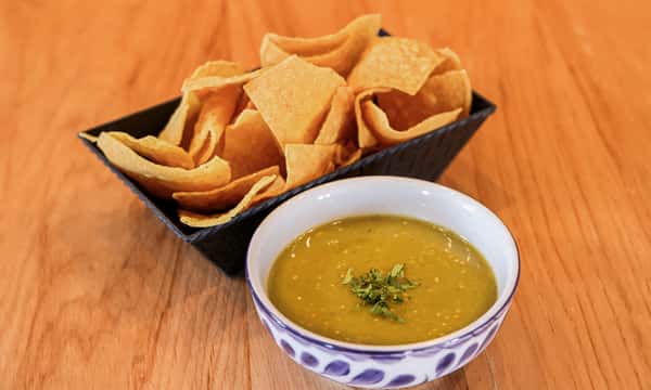 Tomatillo Salsa & Chips