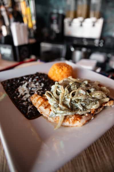Pollo Con Rajas (Chicken With Poblano Peppers)
